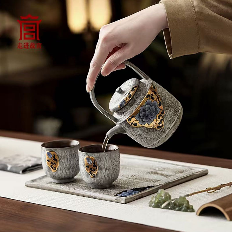 primer that uses backlight technology 