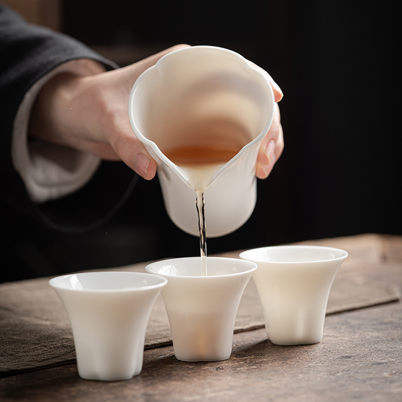 Handcrafted Chinablanc gaiwan Set Dehua porcelain Collection   