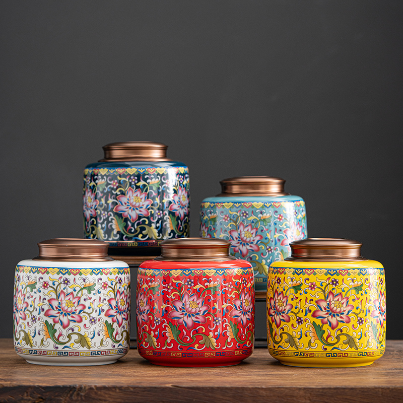Hand-drawn enamel tea jar with a decorative Fu Yun patternTea canister  Dehua porcelain Collection 